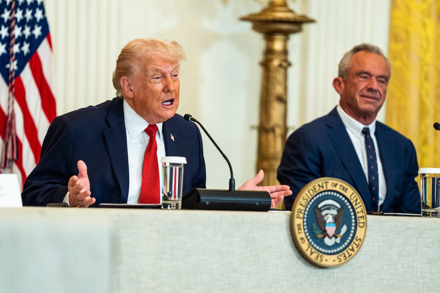 Trump Threatens Tariffs on Nations That Resist His Greenland Push